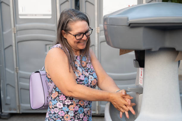 Best Affordable portable toilet rental  in Peculiar, MO